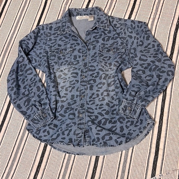 new directions Tops - New Direction, Animal Print Denim Button Down. Size Medium.